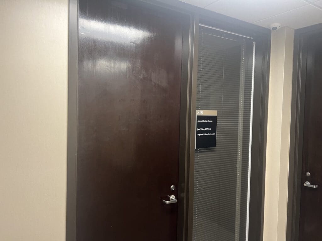 an view of the interior entrance of Airrosti Fort Worth