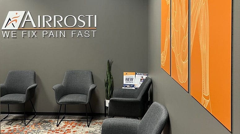The lobby at Airrosti Willowbrook